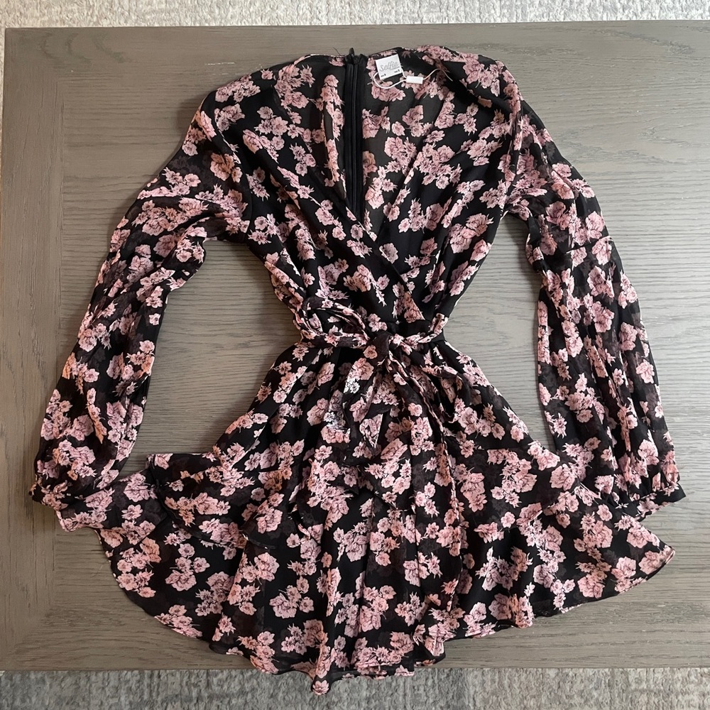 Selfie Leslie Pink and Black Floral Mini Dress